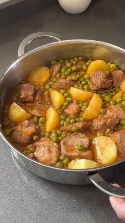 Beef Stew with Peas and Potatoes