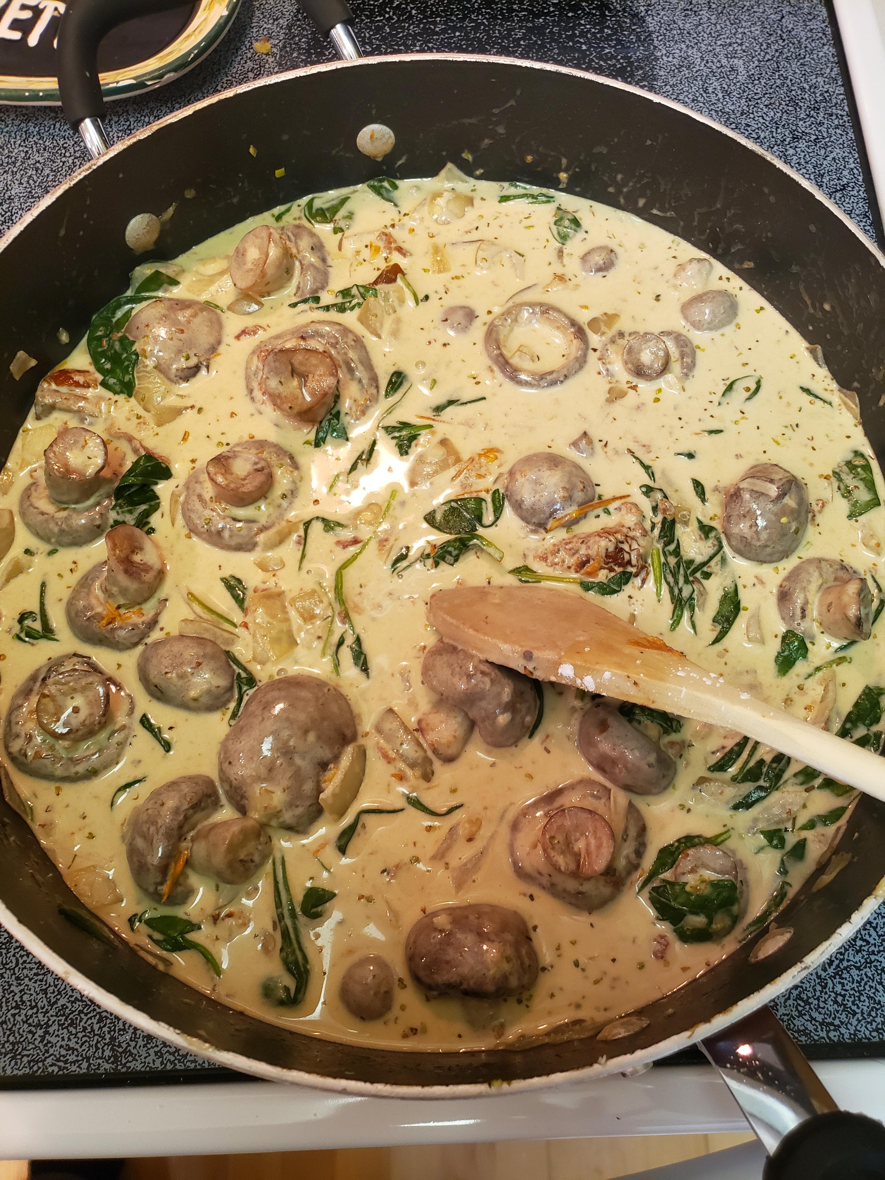 Creamy Garlic Butter Tuscan Mushrooms