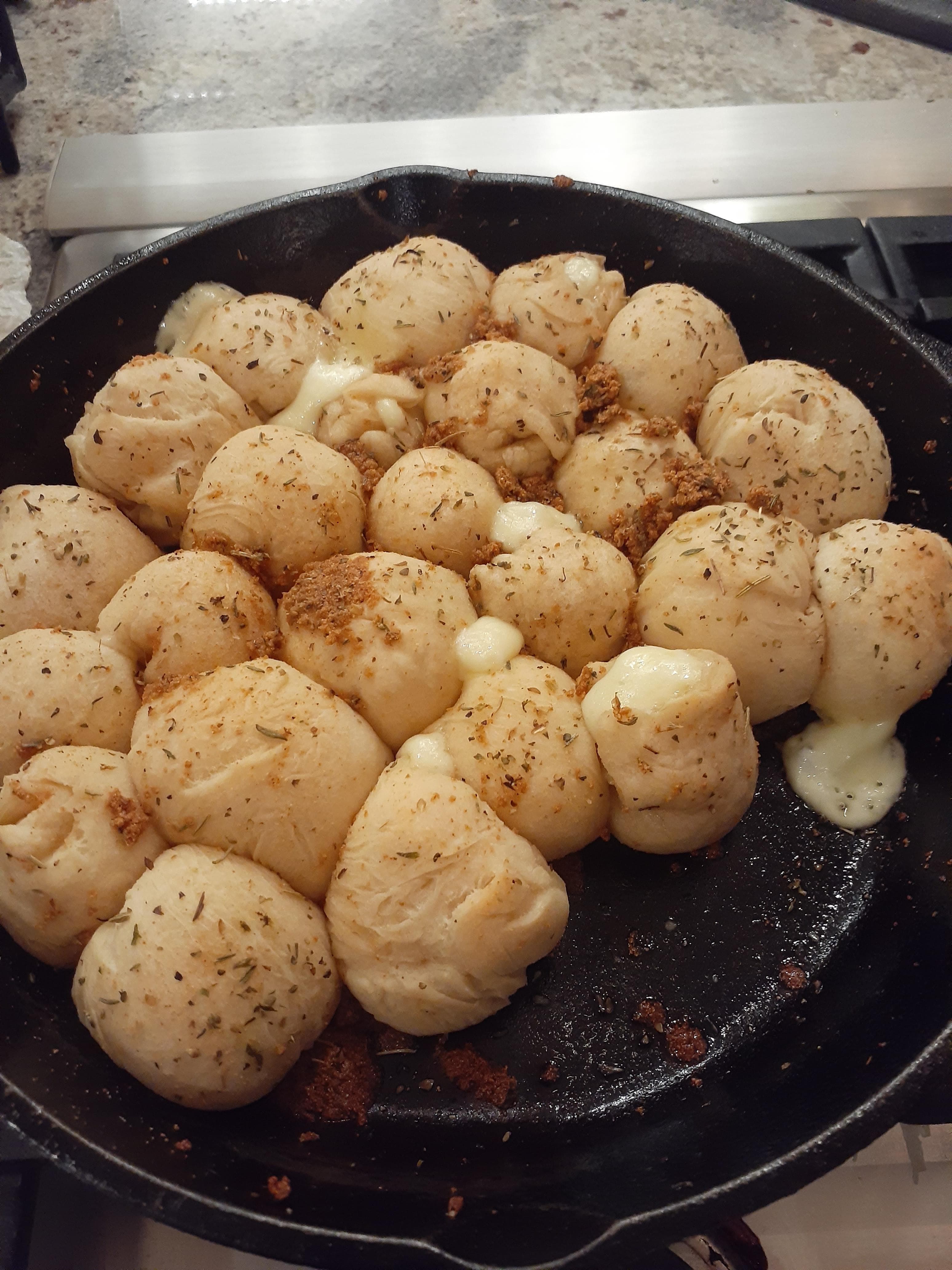 Garlic Cheese Bombs