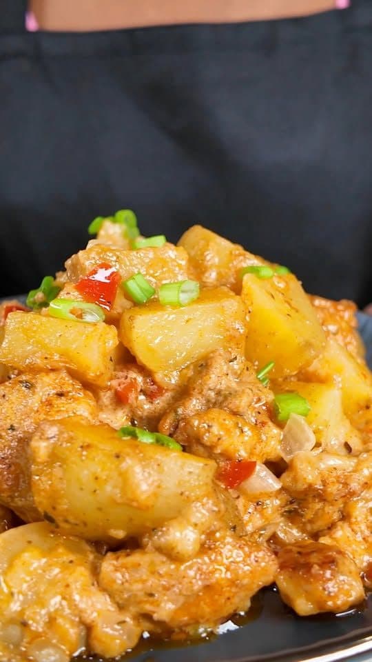 Cheesy Chicken and Potato Casserole