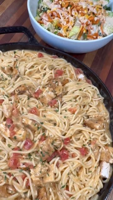 Cheesy Chicken Spaghetti