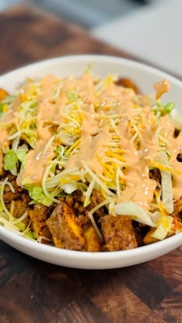 Cheesy Taco Beef & Potato Bowls with Creamy Chipotle Sauce