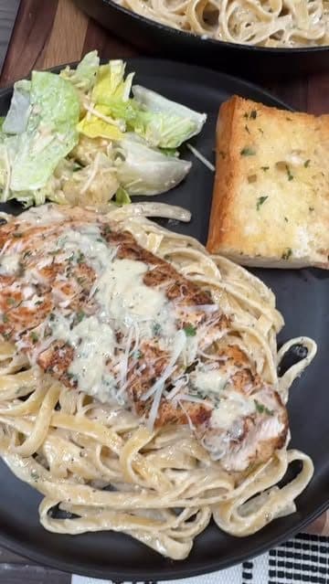 Homemade Chicken Alfredo