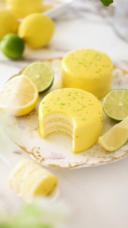 Lemon Cakes