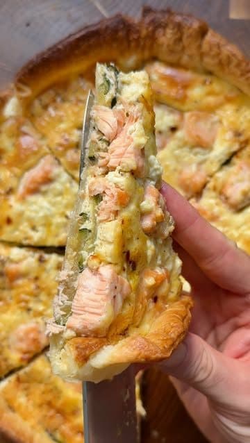 Quiche with Salmon and Zucchini