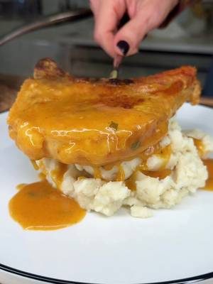 Smothered Pork Chops | BeChef